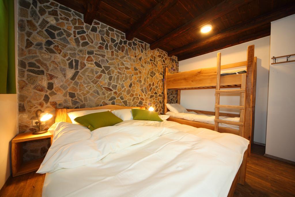 Pod Ponco Apartments ครานสกา โกรา ภายนอก รูปภาพ